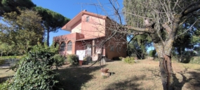 Villa | Nemi | Roma | Lazio | Villa in centro residenziale